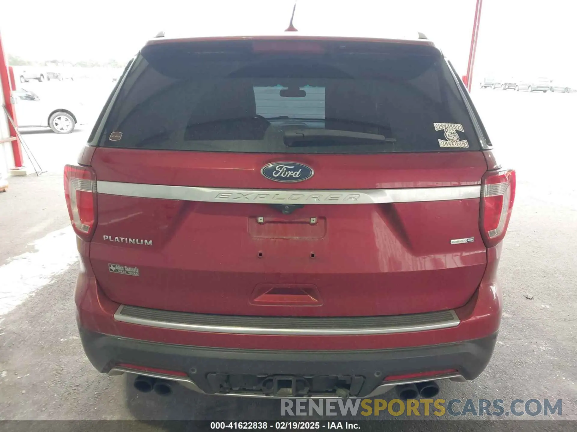 17 Photograph of a damaged car 1FM5K8HT2KGA52779 FORD EXPLORER 2019