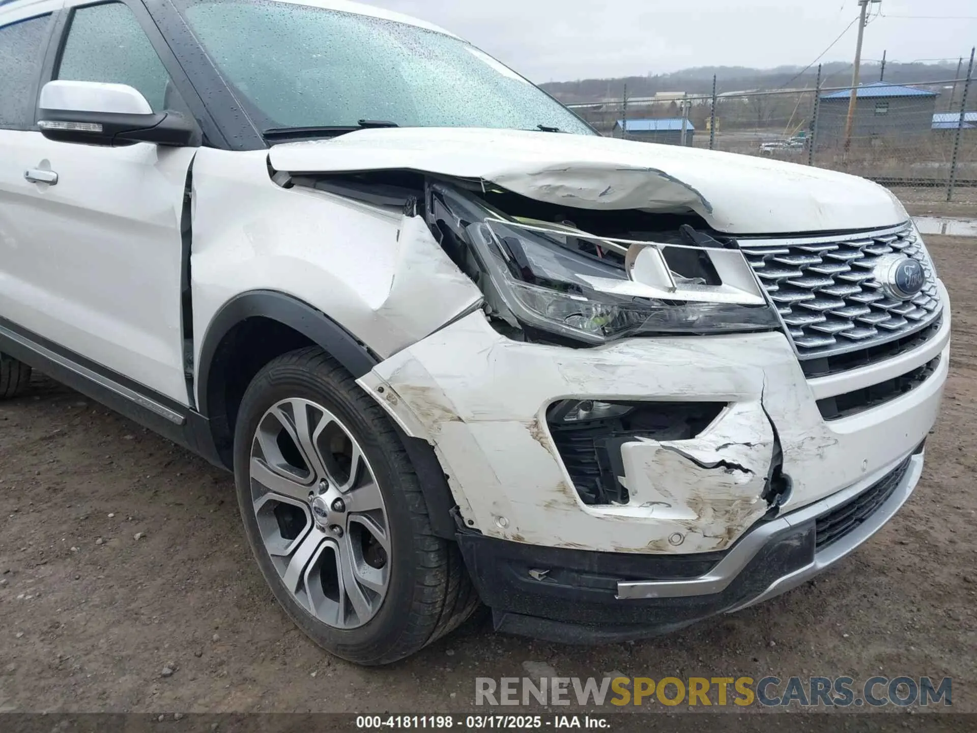 6 Фотография поврежденного автомобиля 1FM5K8HT3KGA54623 FORD EXPLORER 2019