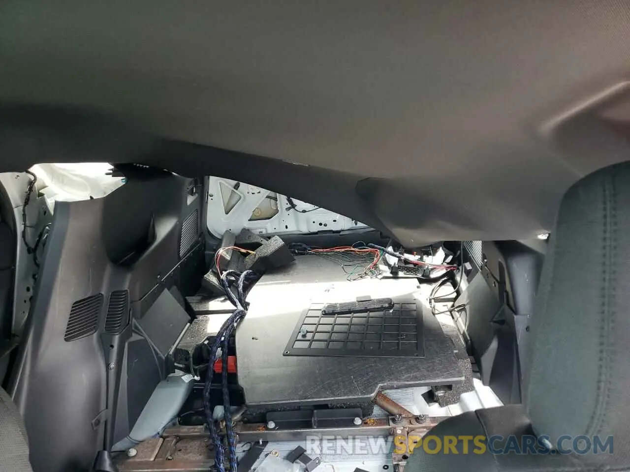 10 Photograph of a damaged car 1FM5K8AB2LGA41848 FORD EXPLORER 2020