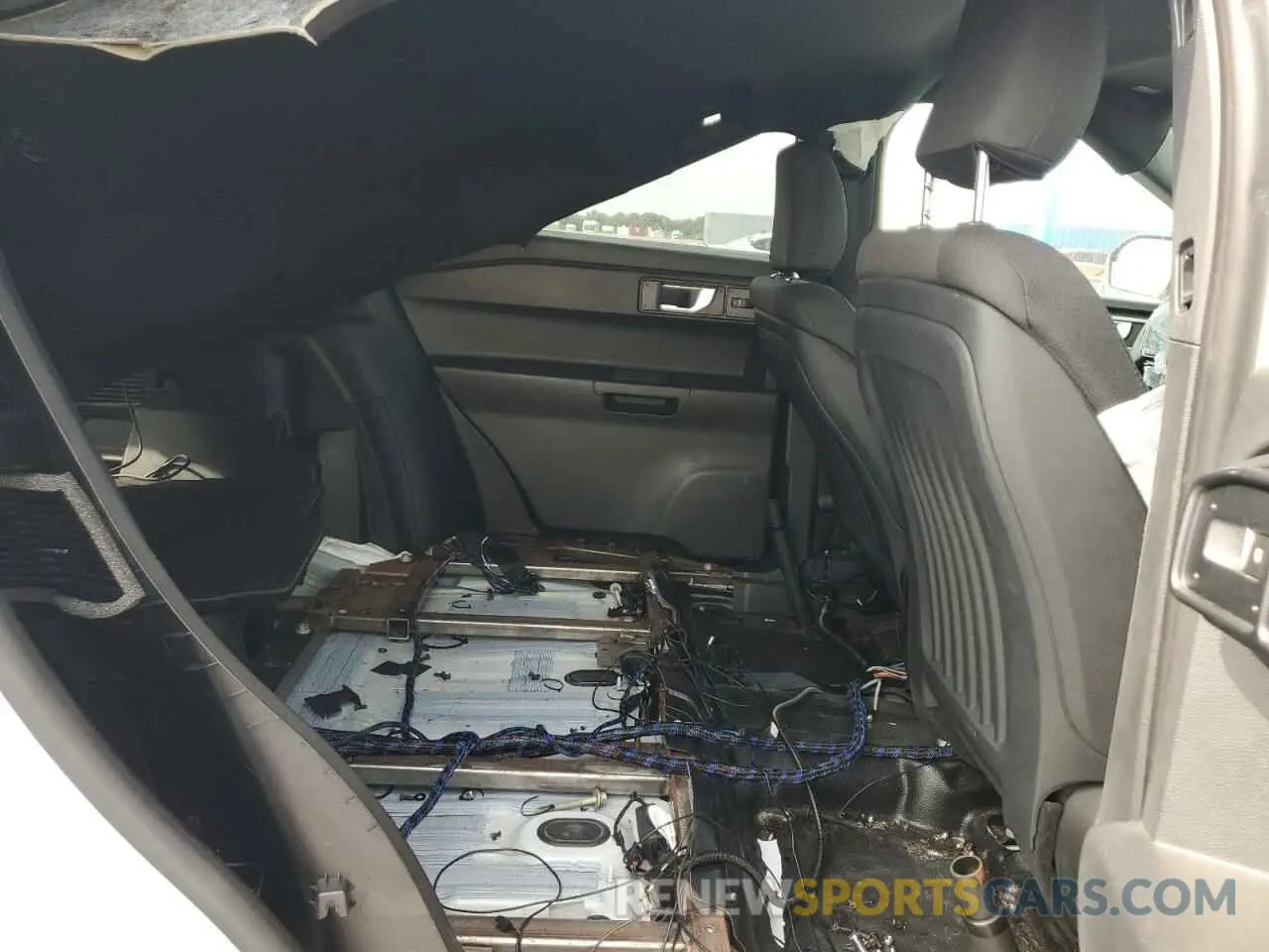 11 Photograph of a damaged car 1FM5K8AB2LGA41848 FORD EXPLORER 2020