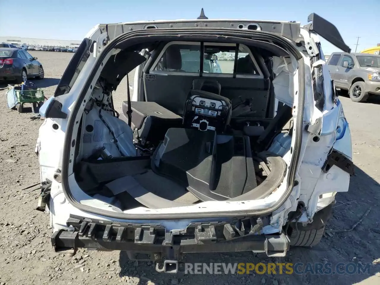 6 Photograph of a damaged car 1FM5K8ABXLGD09271 FORD EXPLORER 2020