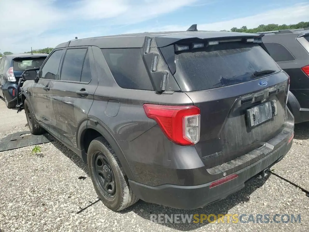 2 Photograph of a damaged car 1FM5K8AW2LGA31341 FORD EXPLORER 2020