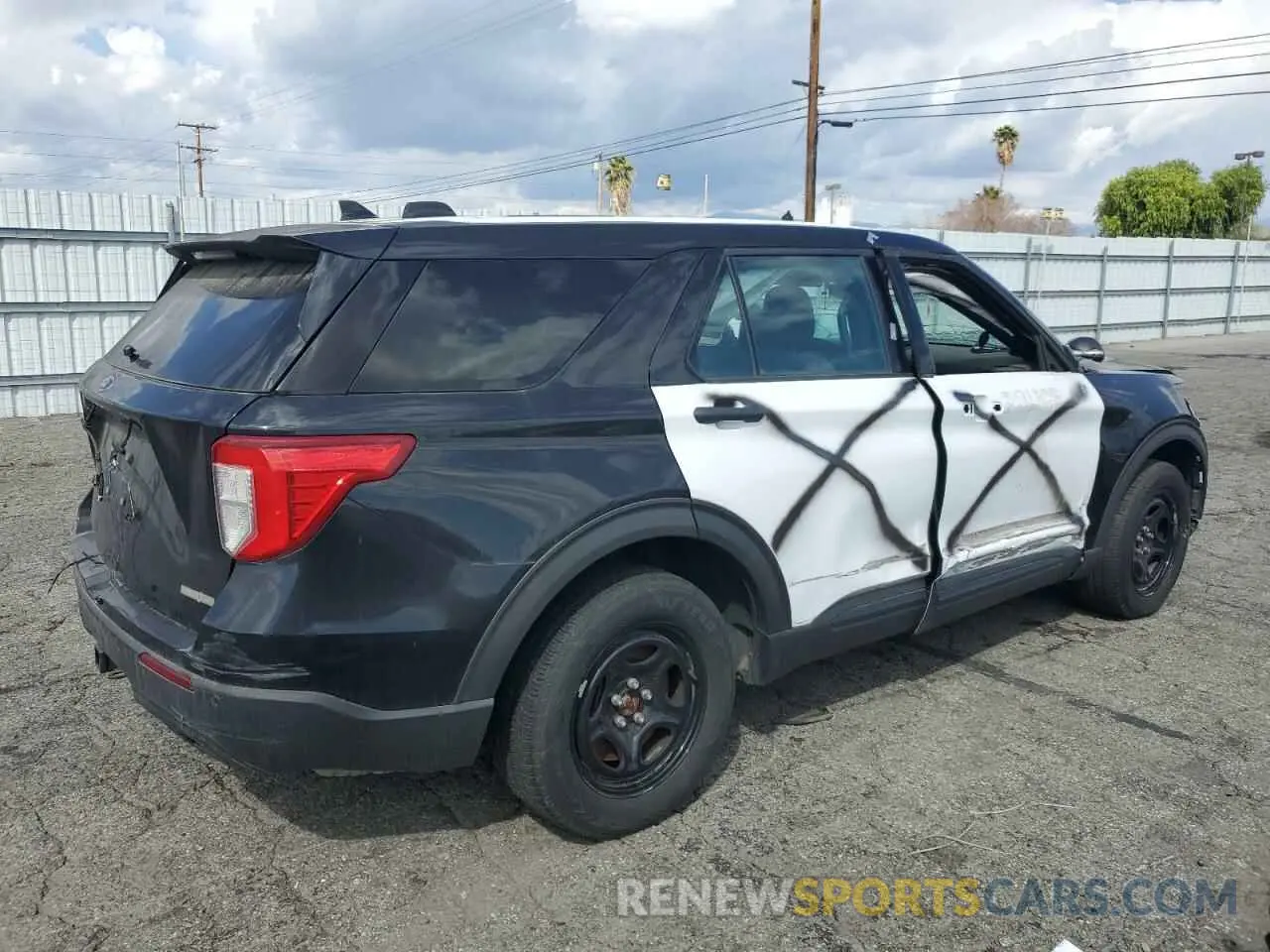 3 Фотография поврежденного автомобиля 1FM5K8AW9LGB43845 FORD EXPLORER 2020