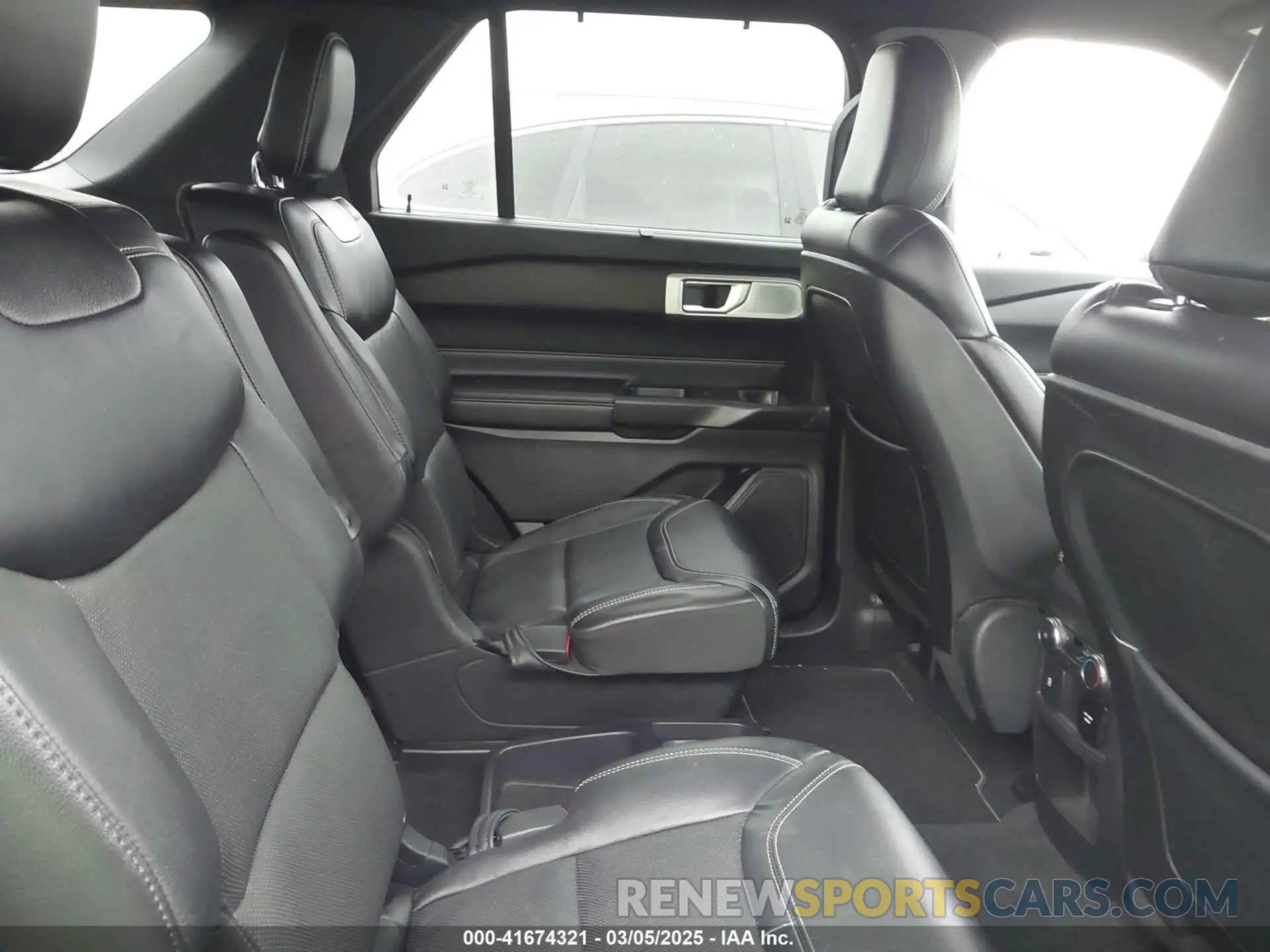 8 Фотография поврежденного автомобиля 1FM5K8GC0LGA44781 FORD EXPLORER 2020