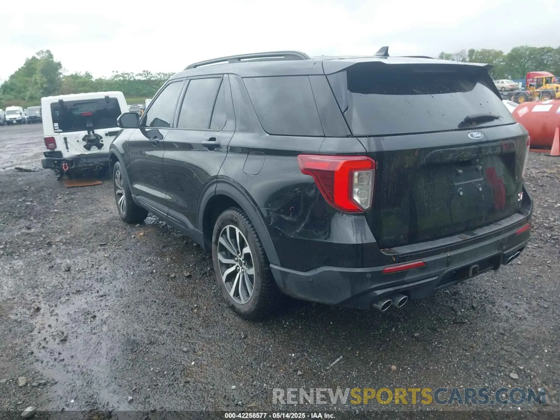 3 Photograph of a damaged car 1FM5K8GC0LGA99943 FORD EXPLORER 2020