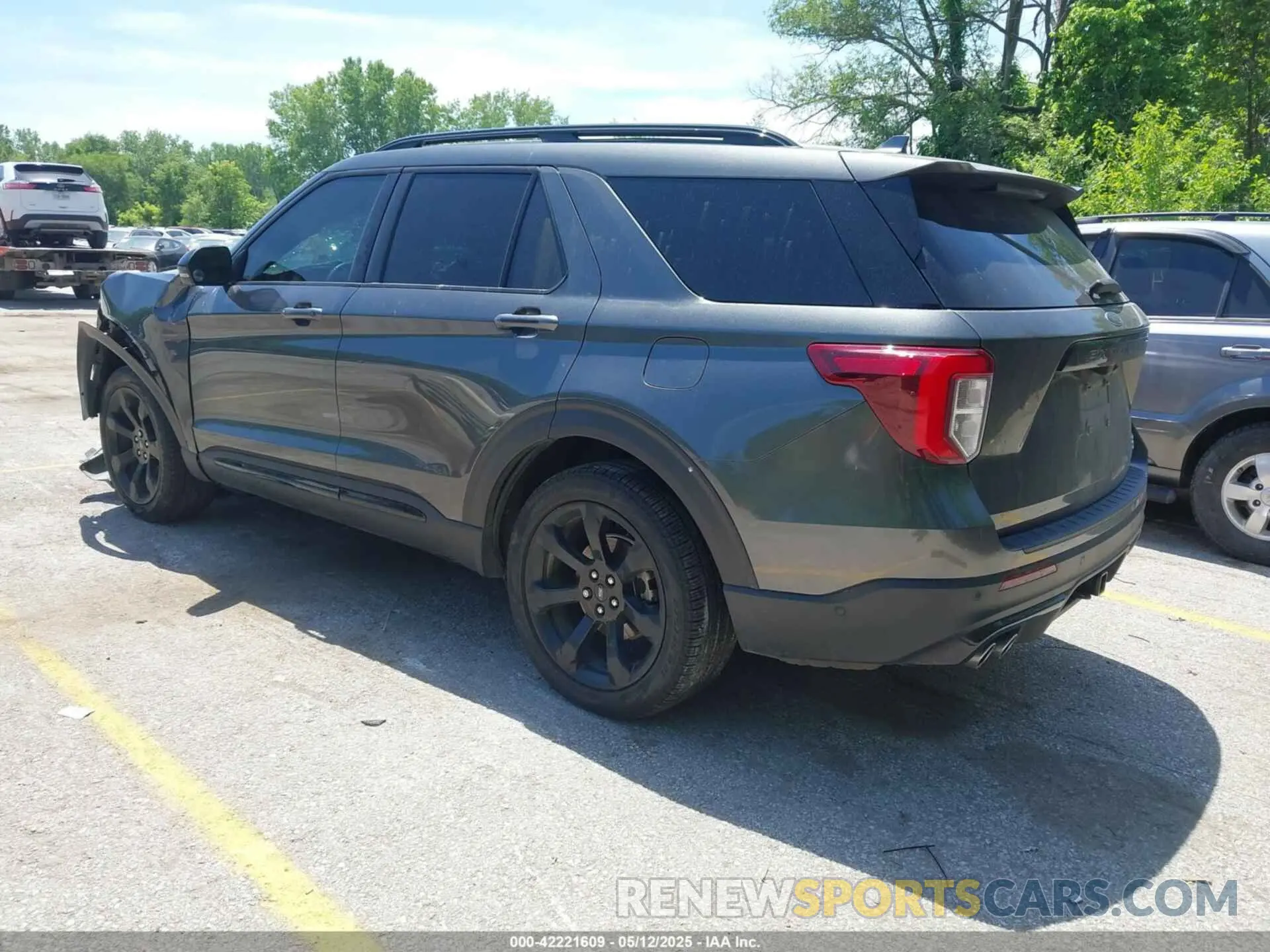 3 Photograph of a damaged car 1FM5K8GC3LGA70064 FORD EXPLORER 2020