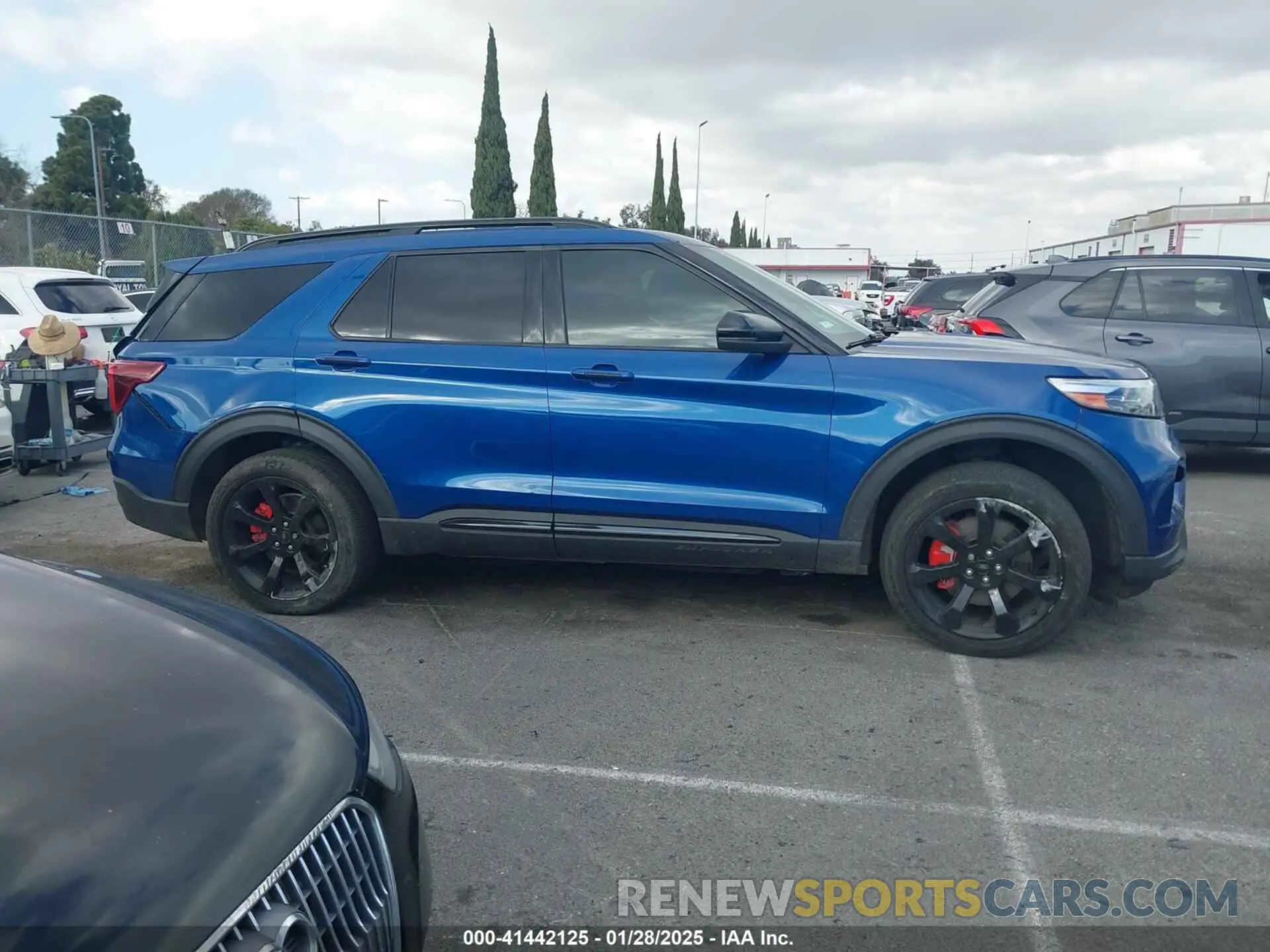 13 Photograph of a damaged car 1FM5K8GC4LGA81851 FORD EXPLORER 2020