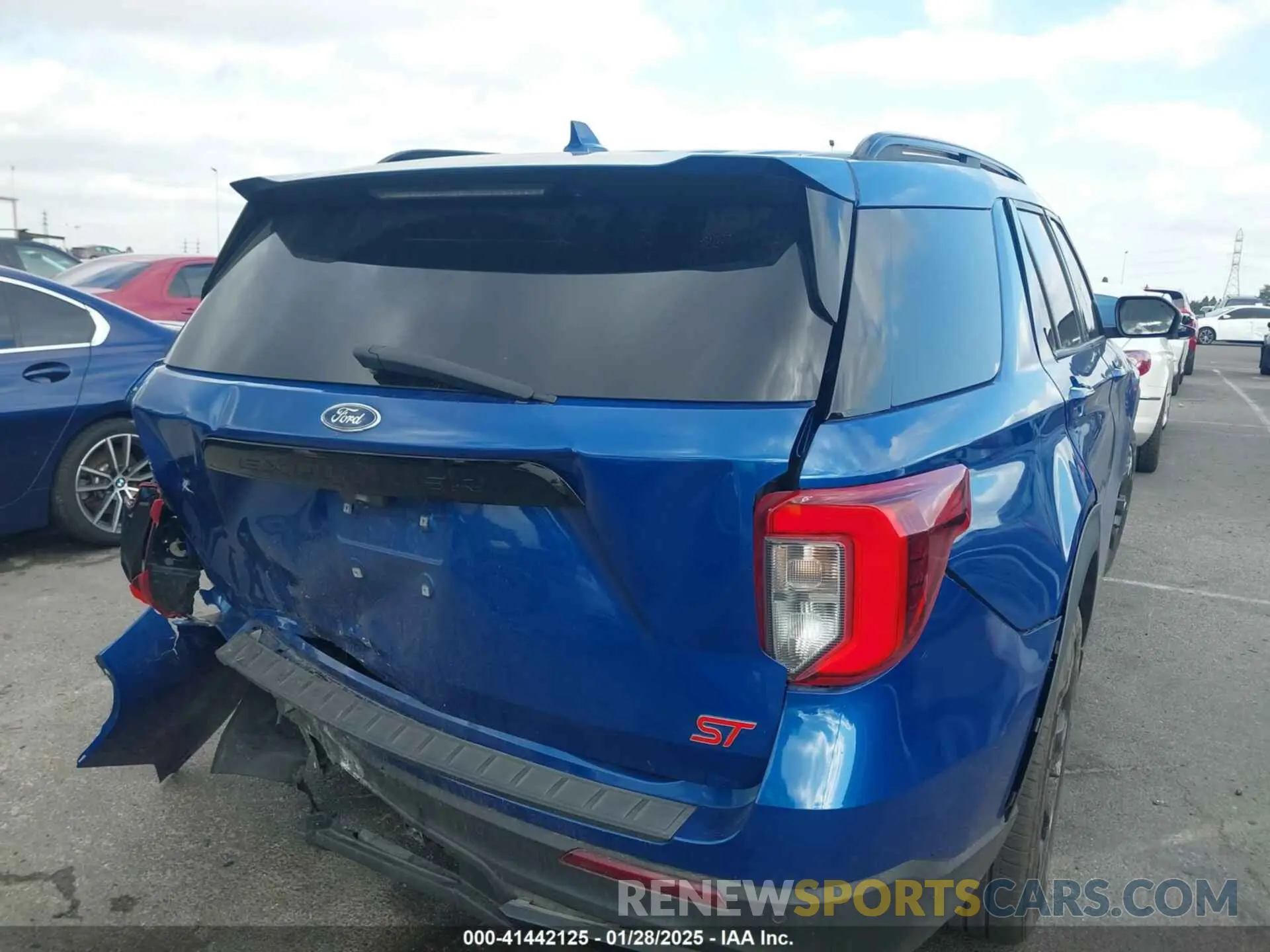 4 Photograph of a damaged car 1FM5K8GC4LGA81851 FORD EXPLORER 2020