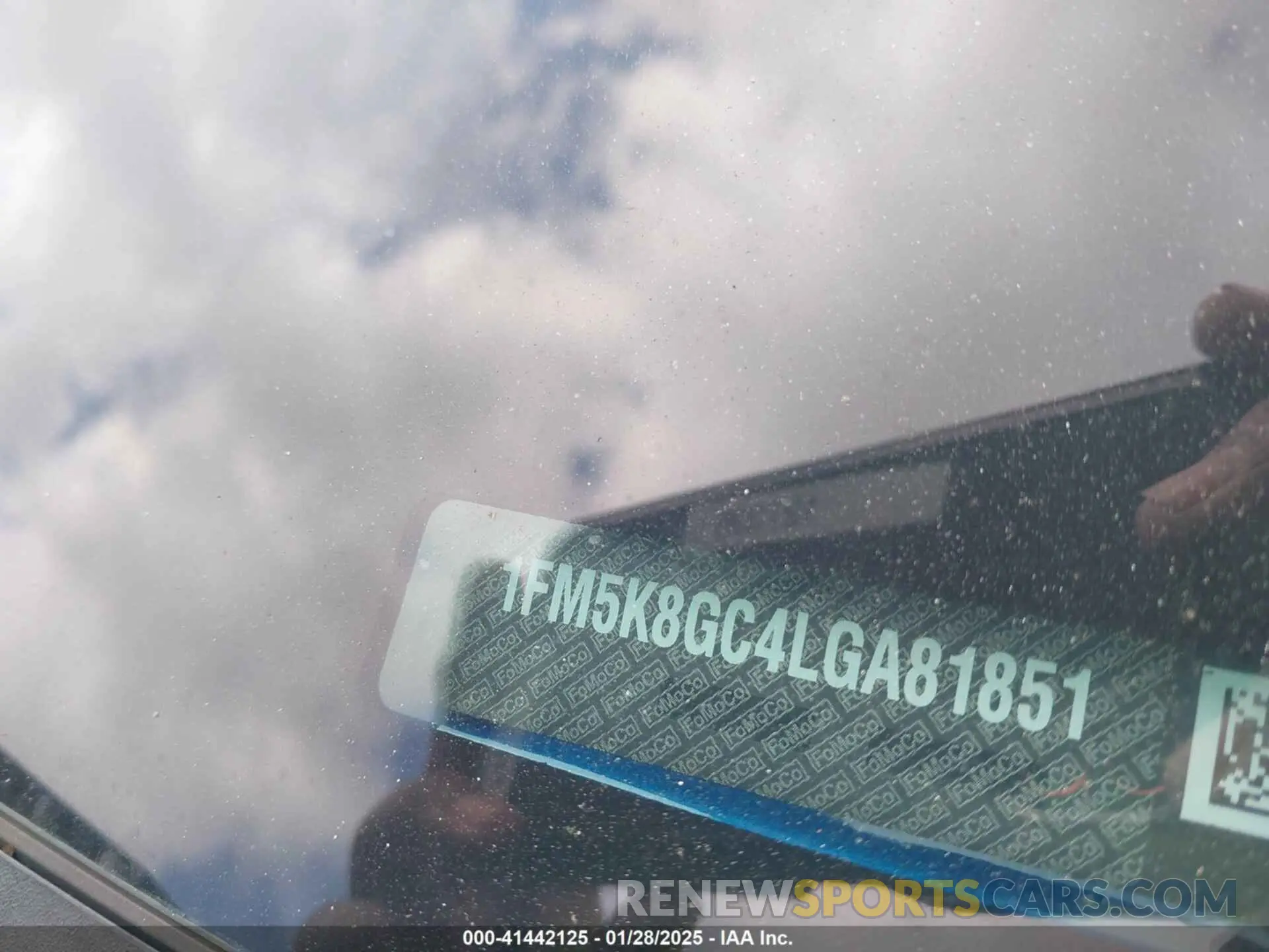 9 Photograph of a damaged car 1FM5K8GC4LGA81851 FORD EXPLORER 2020