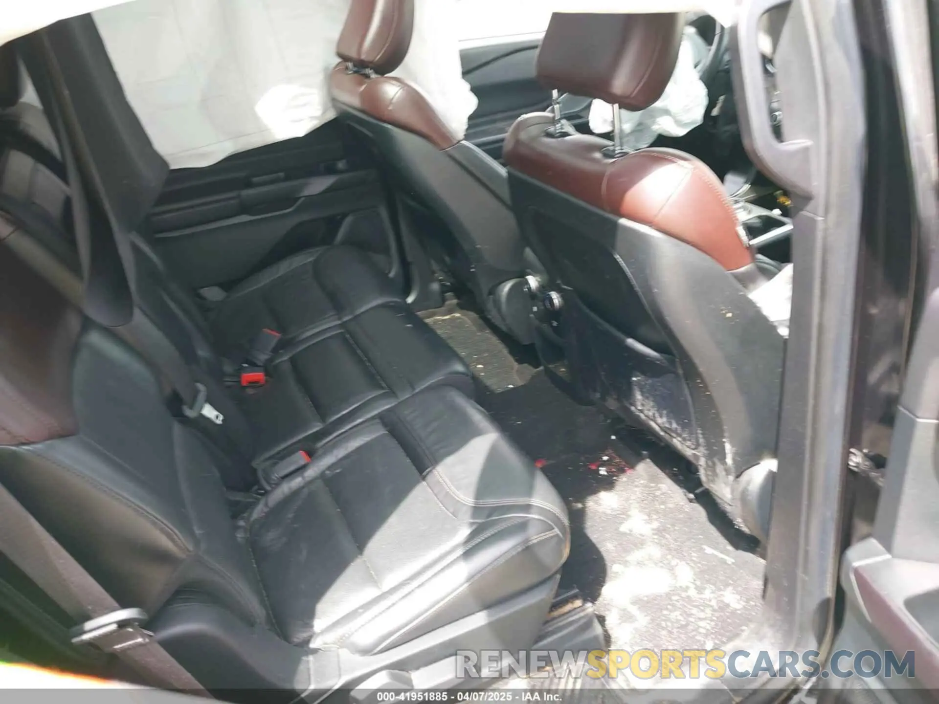 8 Photograph of a damaged car 1FM5K8HC1LGB33273 FORD EXPLORER 2020