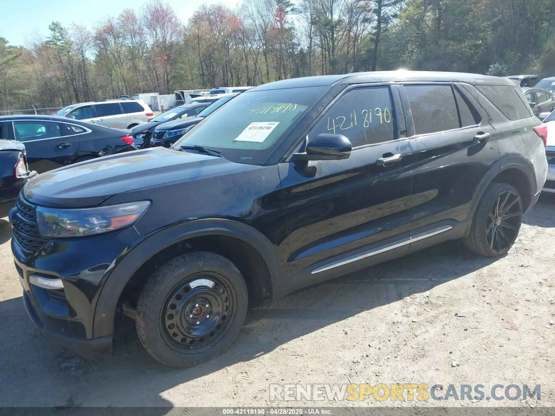 2 Photograph of a damaged car 1FM5K8HC9LGA70181 FORD EXPLORER 2020