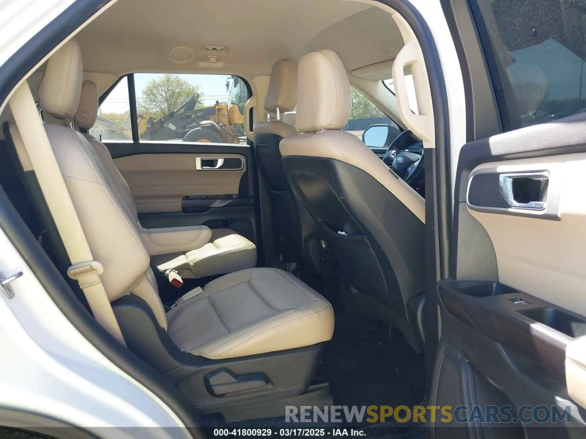 8 Фотография поврежденного автомобиля 1FMSK7DH0LGA26844 FORD EXPLORER 2020