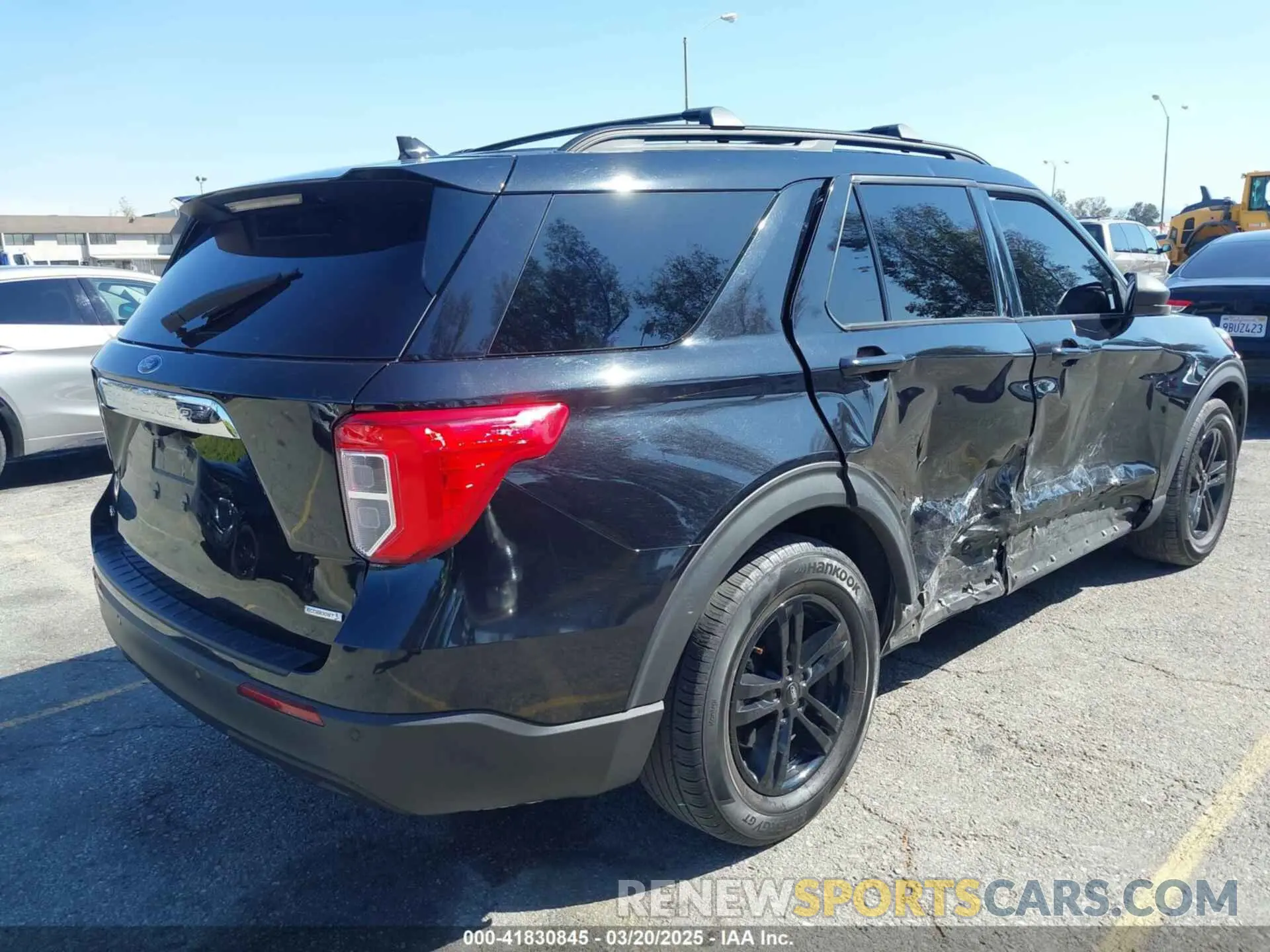 4 Фотография поврежденного автомобиля 1FMSK7DH0LGA92715 FORD EXPLORER 2020