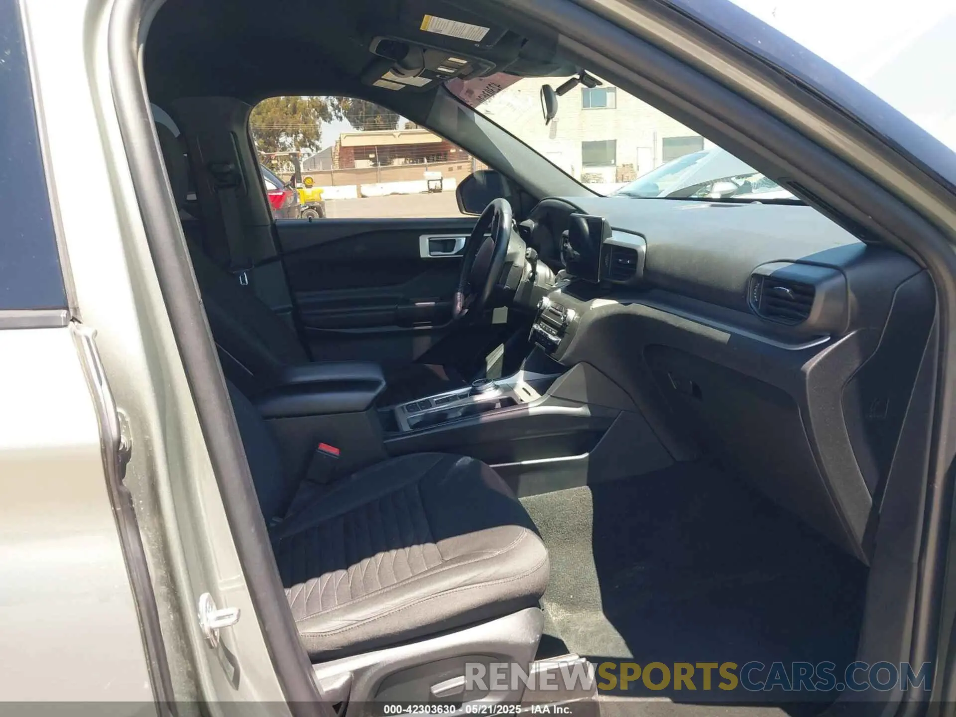 5 Фотография поврежденного автомобиля 1FMSK7DH3LGB06266 FORD EXPLORER 2020