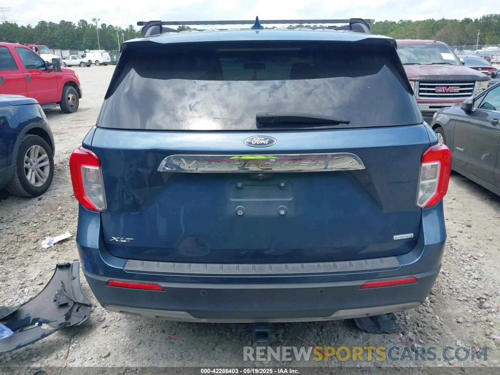 17 Photograph of a damaged car 1FMSK7DH3LGB54057 FORD EXPLORER 2020