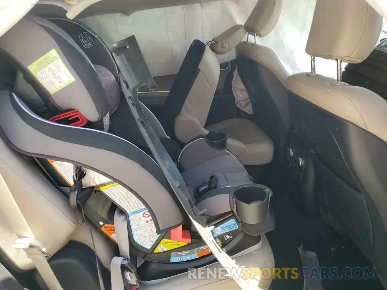 11 Photograph of a damaged car 1FMSK7DH4LGB01948 FORD EXPLORER 2020