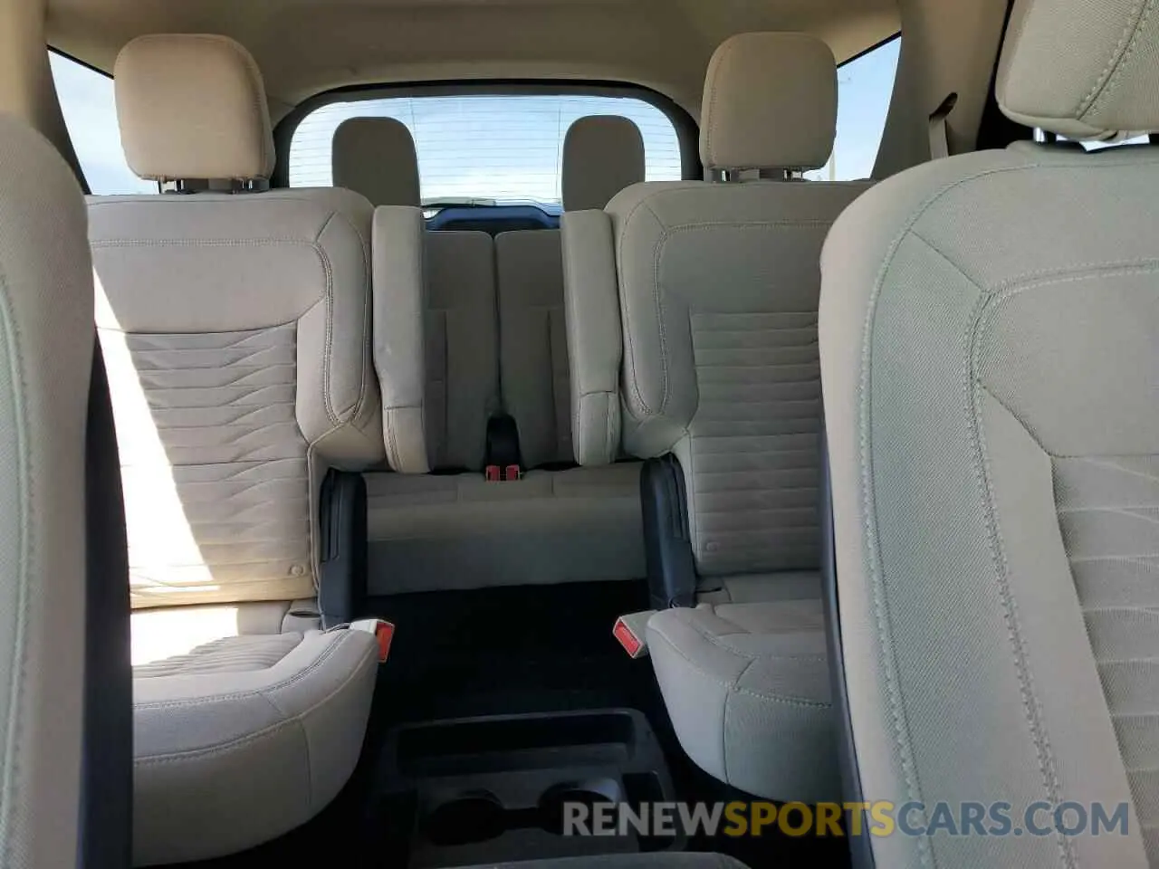 10 Фотография поврежденного автомобиля 1FMSK7DH5LGB92972 FORD EXPLORER 2020