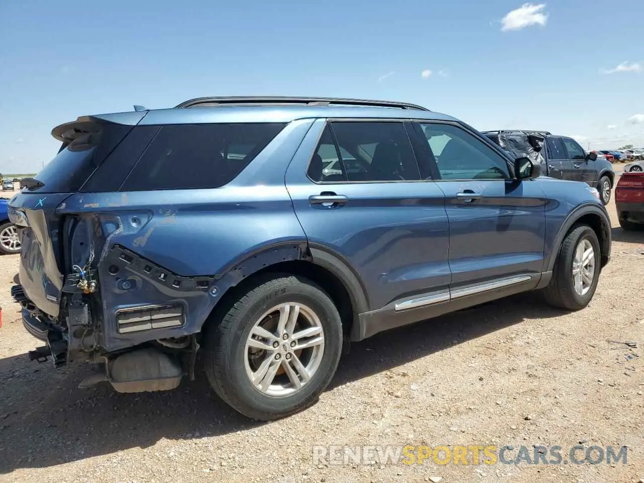3 Фотография поврежденного автомобиля 1FMSK7DH5LGB92972 FORD EXPLORER 2020