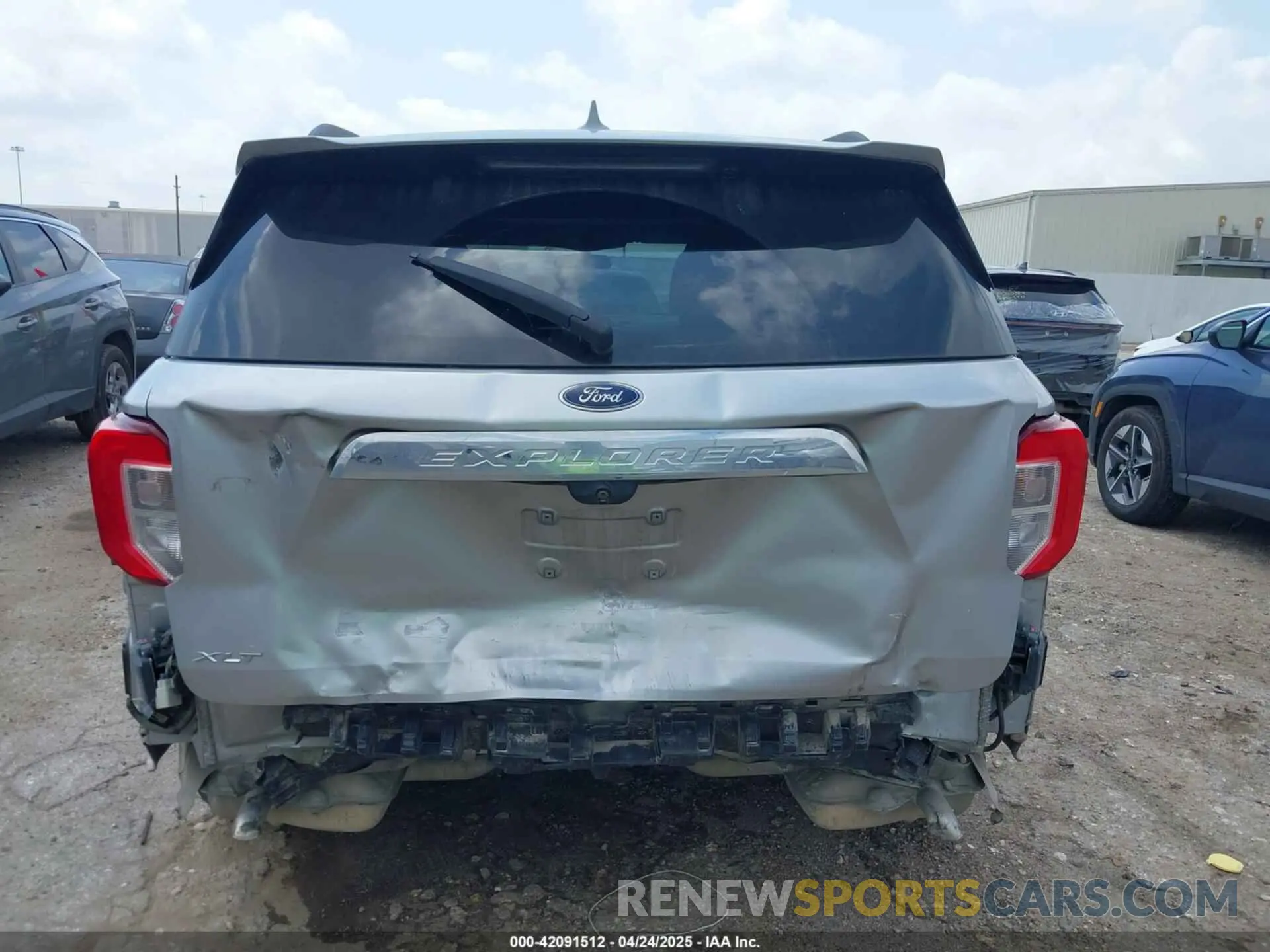 6 Photograph of a damaged car 1FMSK7DH5LGD05139 FORD EXPLORER 2020
