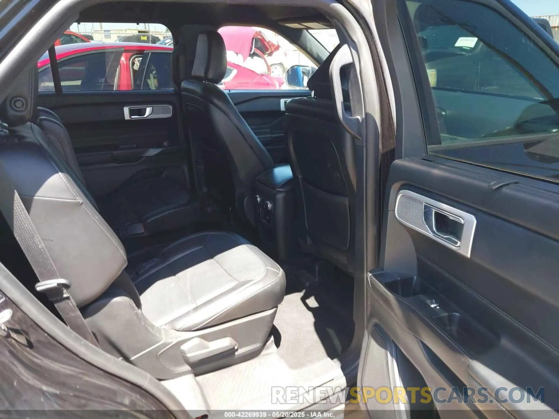 8 Фотография поврежденного автомобиля 1FMSK7FH0LGC00506 FORD EXPLORER 2020