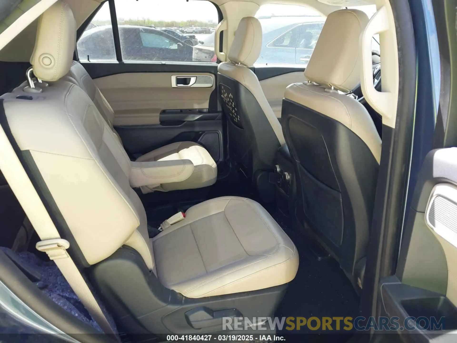 8 Photograph of a damaged car 1FMSK7FH2LGA05748 FORD EXPLORER 2020