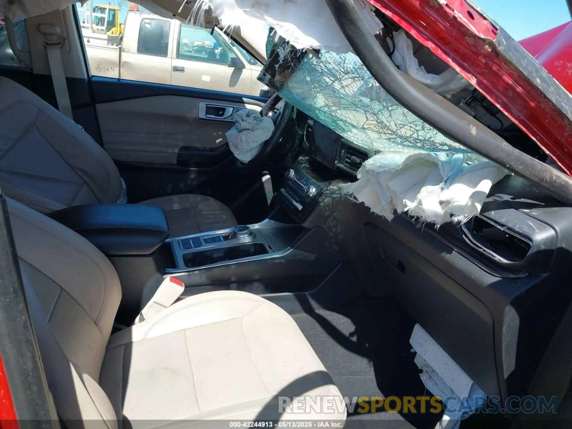 5 Фотография поврежденного автомобиля 1FMSK7FH2LGC22734 FORD EXPLORER 2020