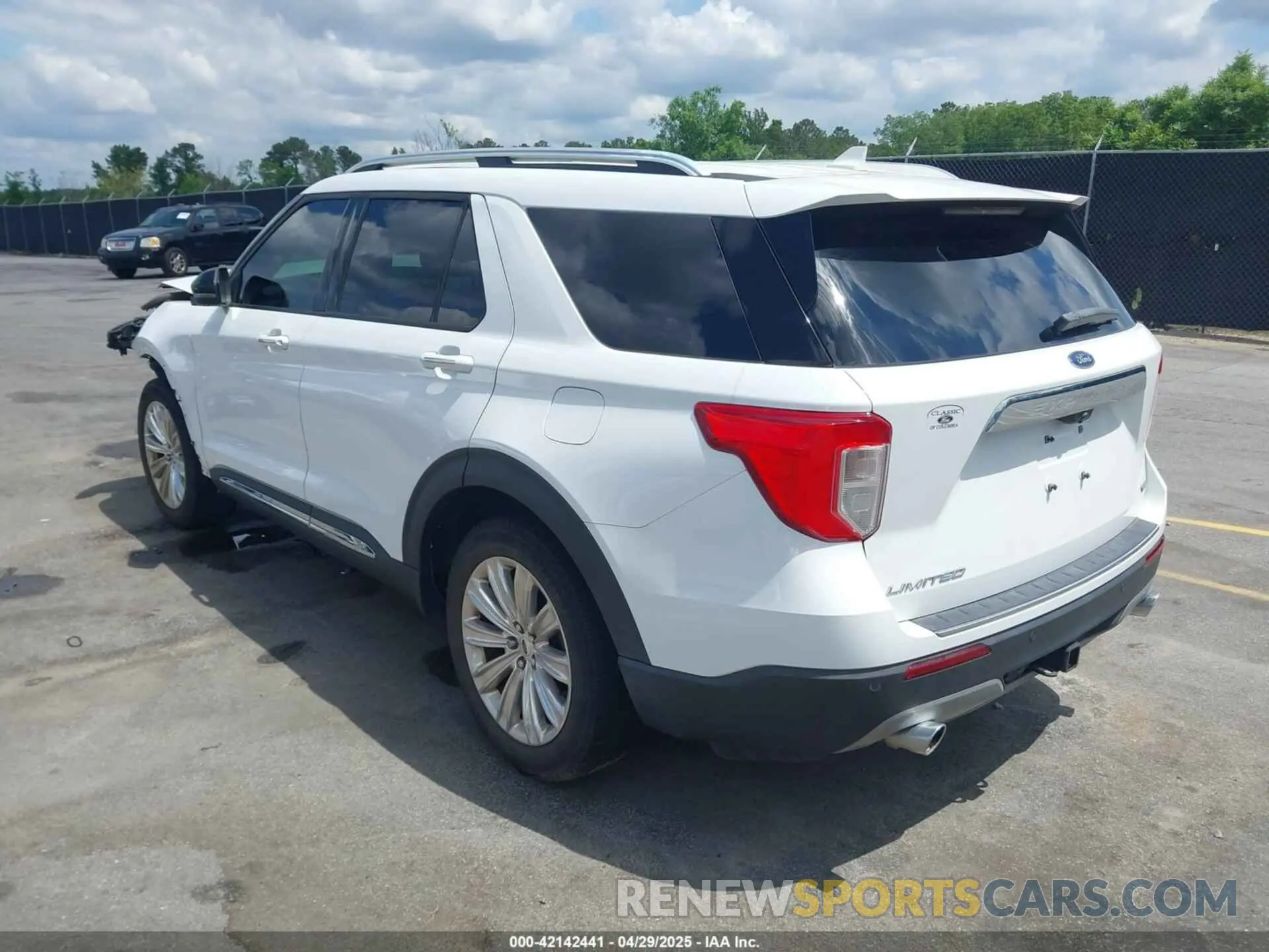 3 Фотография поврежденного автомобиля 1FMSK7FH4LGA43109 FORD EXPLORER 2020