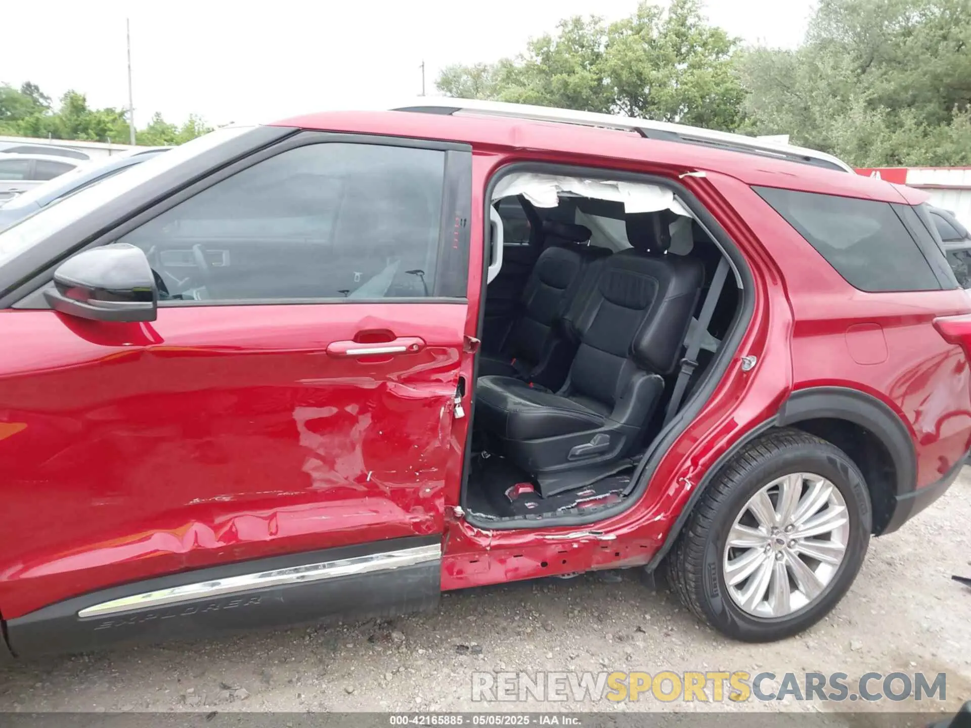 6 Photograph of a damaged car 1FMSK7FH6LGD05695 FORD EXPLORER 2020