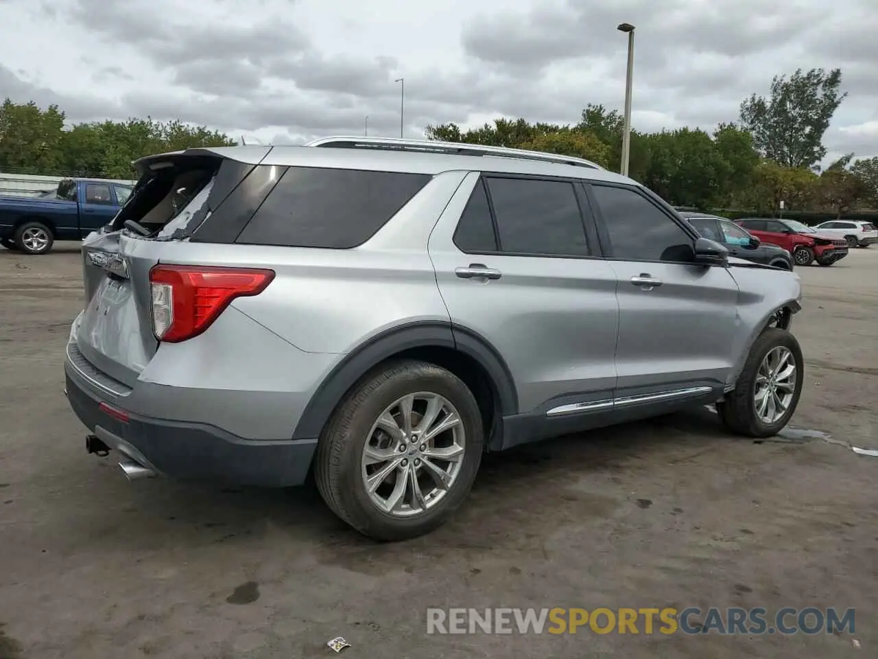 3 Фотография поврежденного автомобиля 1FMSK7FH7LGB06848 FORD EXPLORER 2020