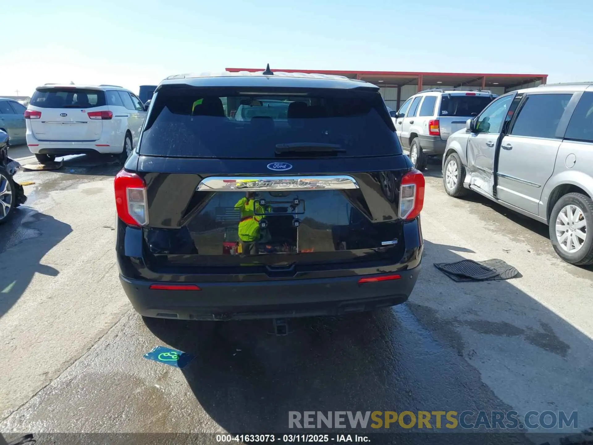 17 Photograph of a damaged car 1FMSK8BH0LGB12535 FORD EXPLORER 2020