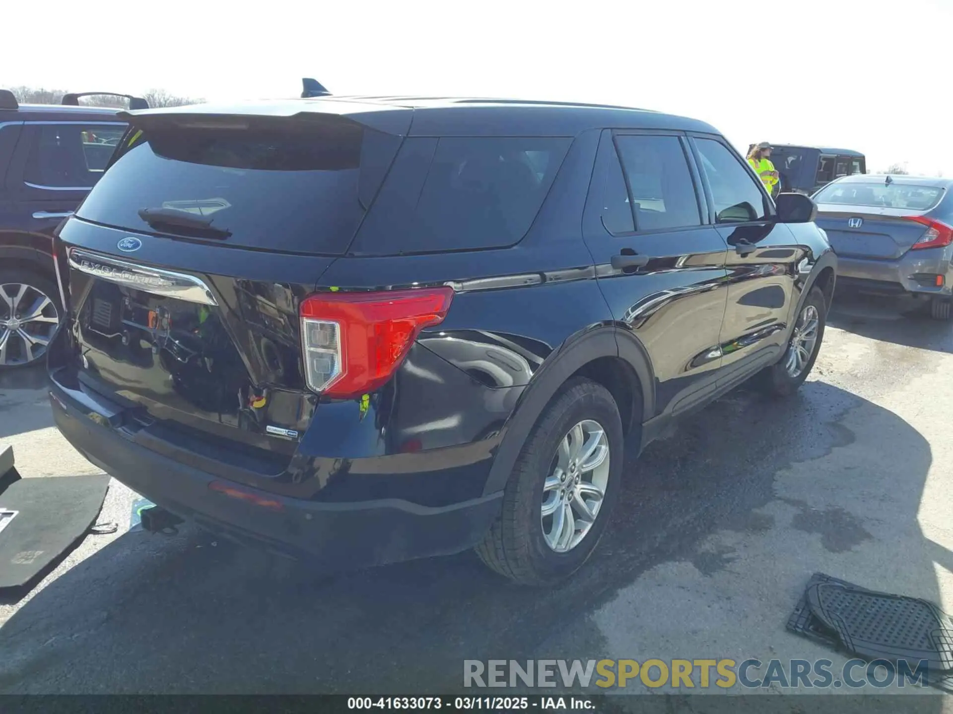 4 Photograph of a damaged car 1FMSK8BH0LGB12535 FORD EXPLORER 2020