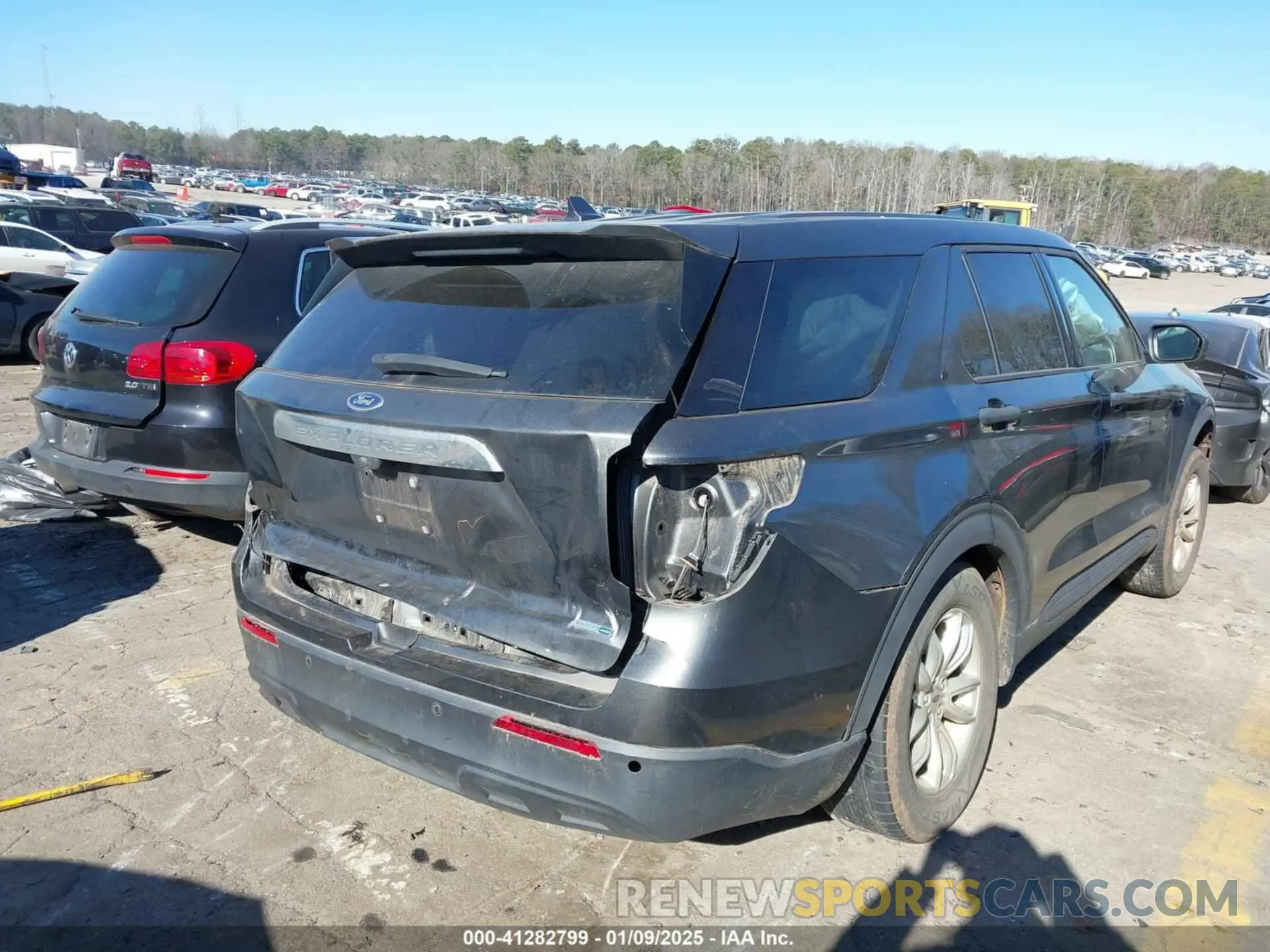 4 Photograph of a damaged car 1FMSK8BH9LGB12534 FORD EXPLORER 2020