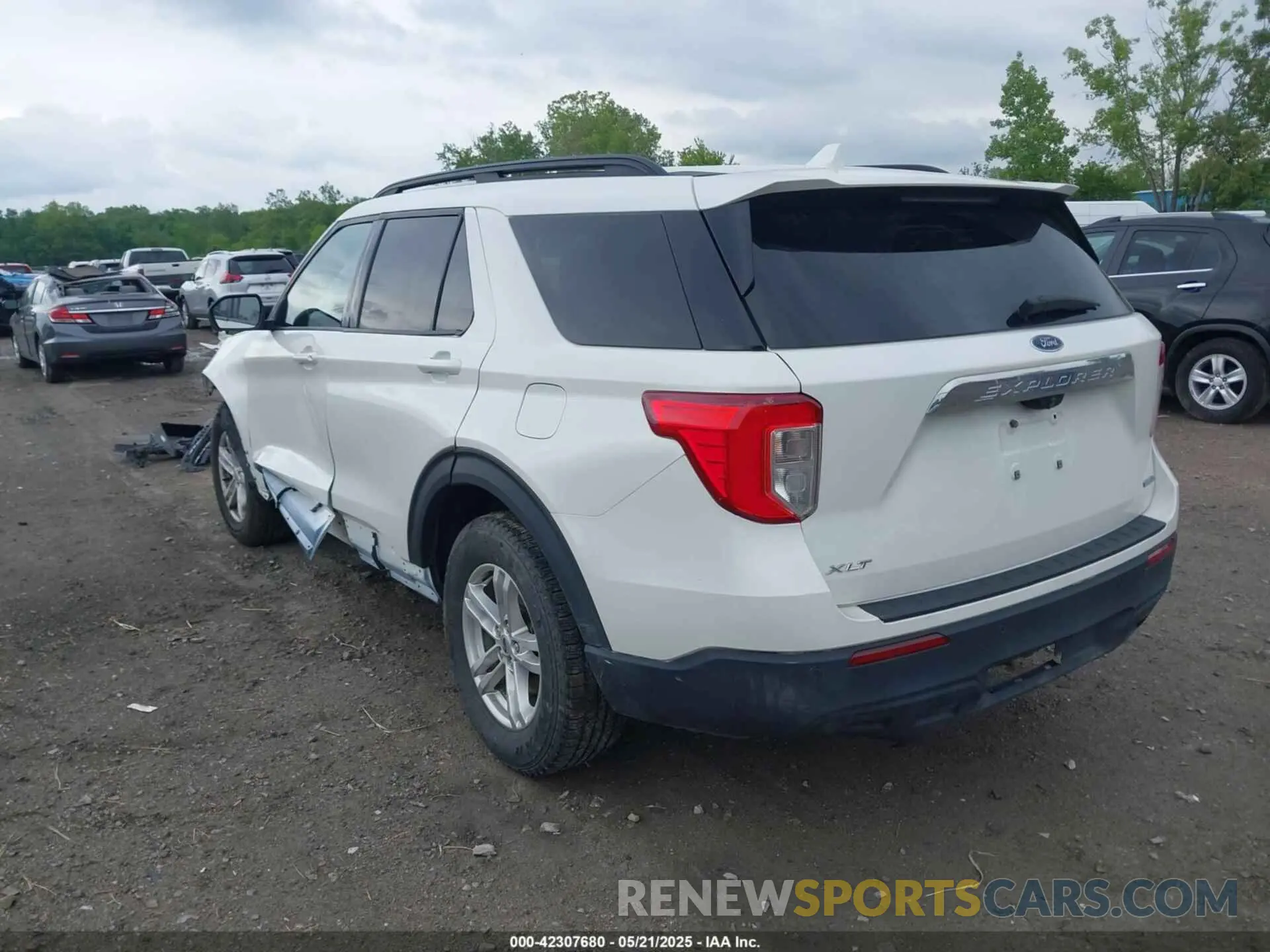3 Фотография поврежденного автомобиля 1FMSK8DH0LGB21443 FORD EXPLORER 2020