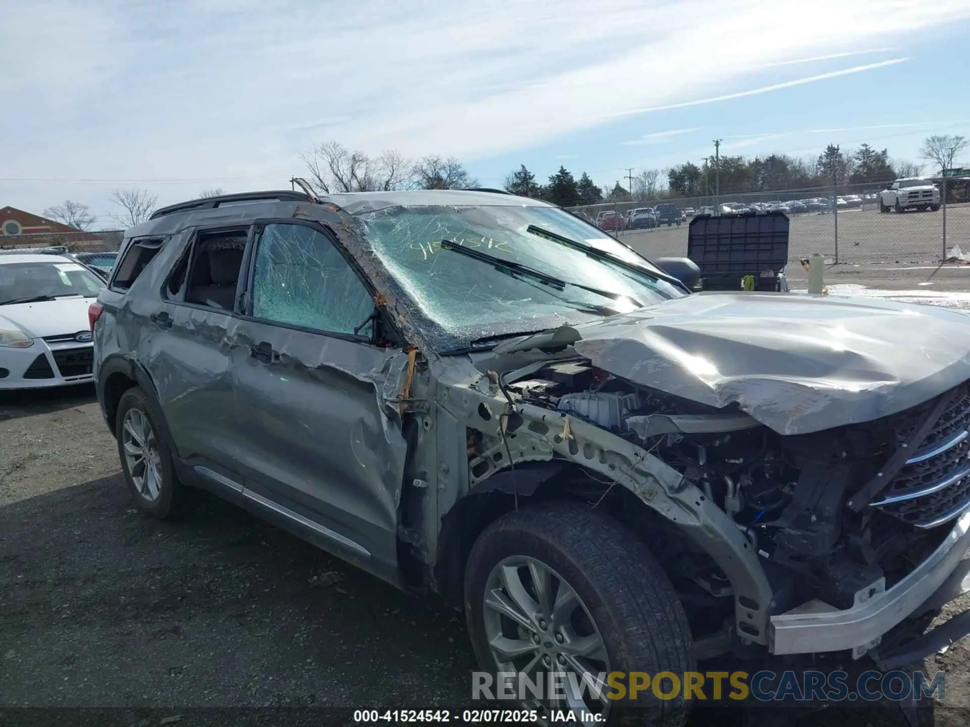 6 Фотография поврежденного автомобиля 1FMSK8DH0LGB90584 FORD EXPLORER 2020