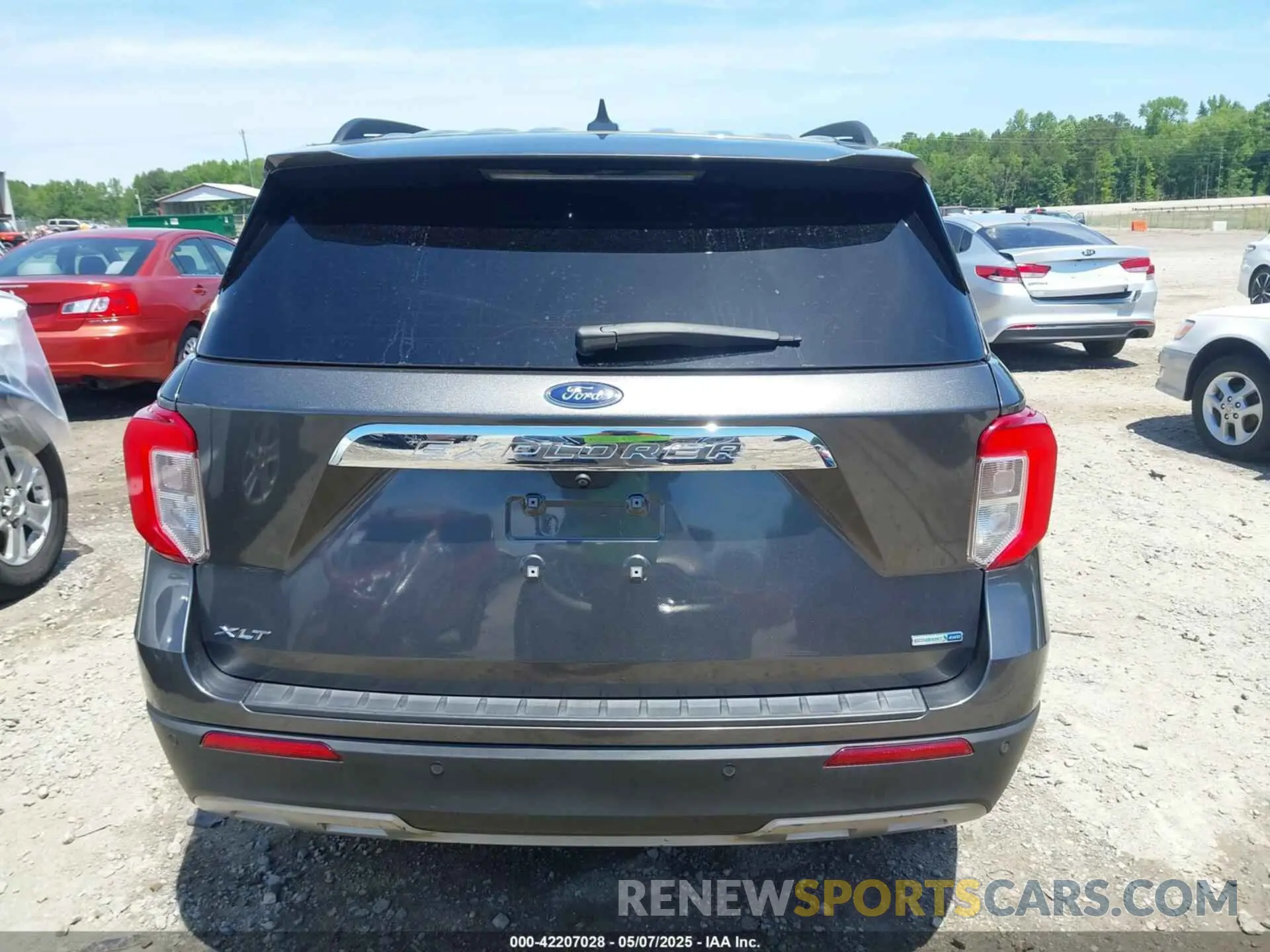 17 Photograph of a damaged car 1FMSK8DH1LGB70294 FORD EXPLORER 2020