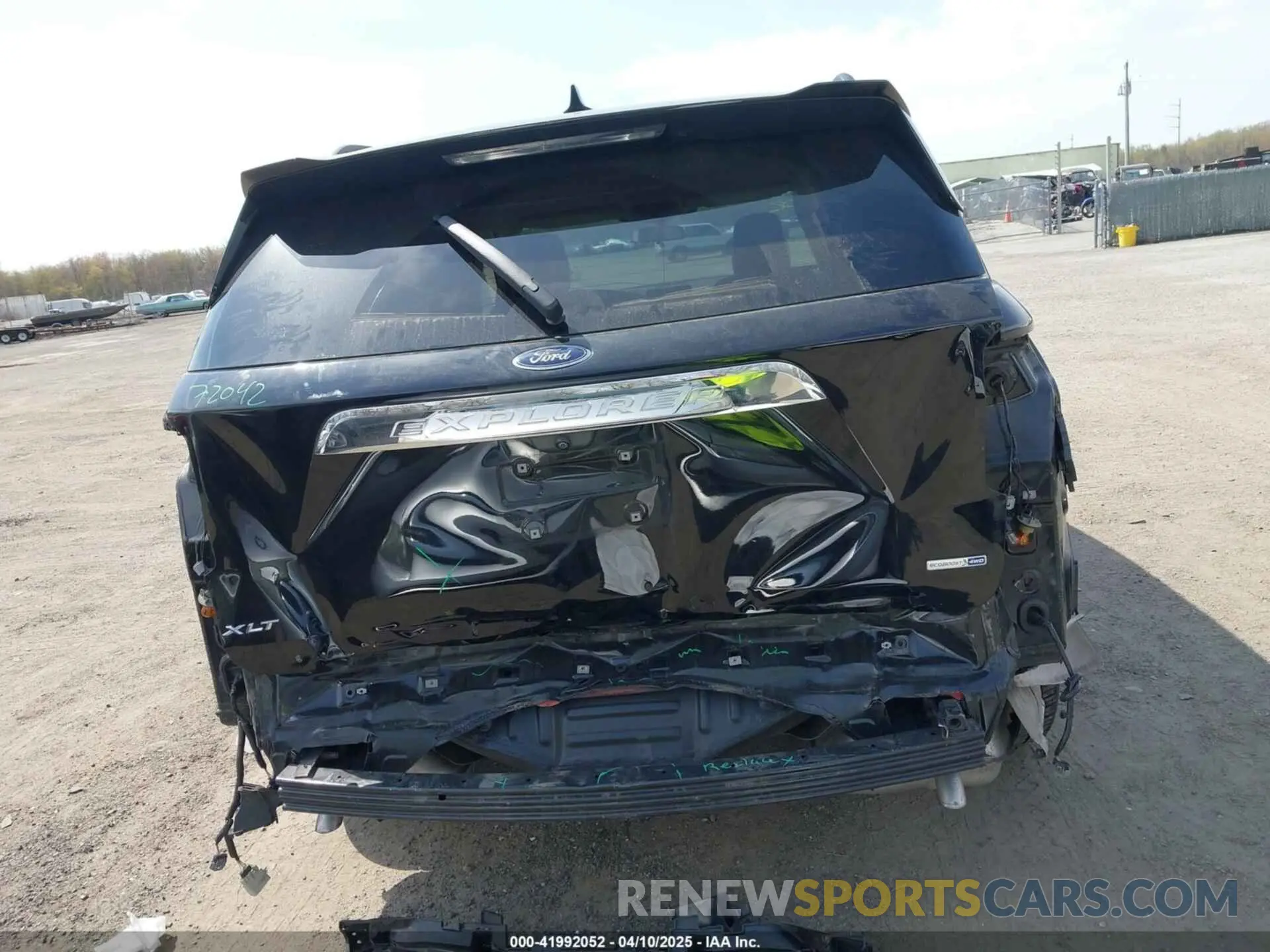17 Photograph of a damaged car 1FMSK8DH1LGB72160 FORD EXPLORER 2020