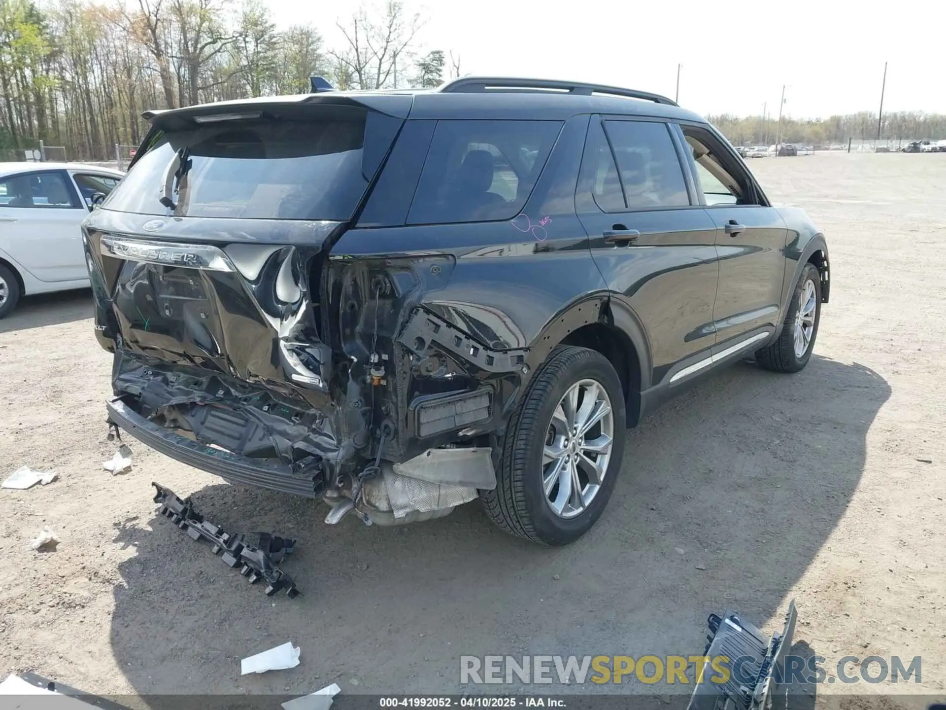 4 Photograph of a damaged car 1FMSK8DH1LGB72160 FORD EXPLORER 2020