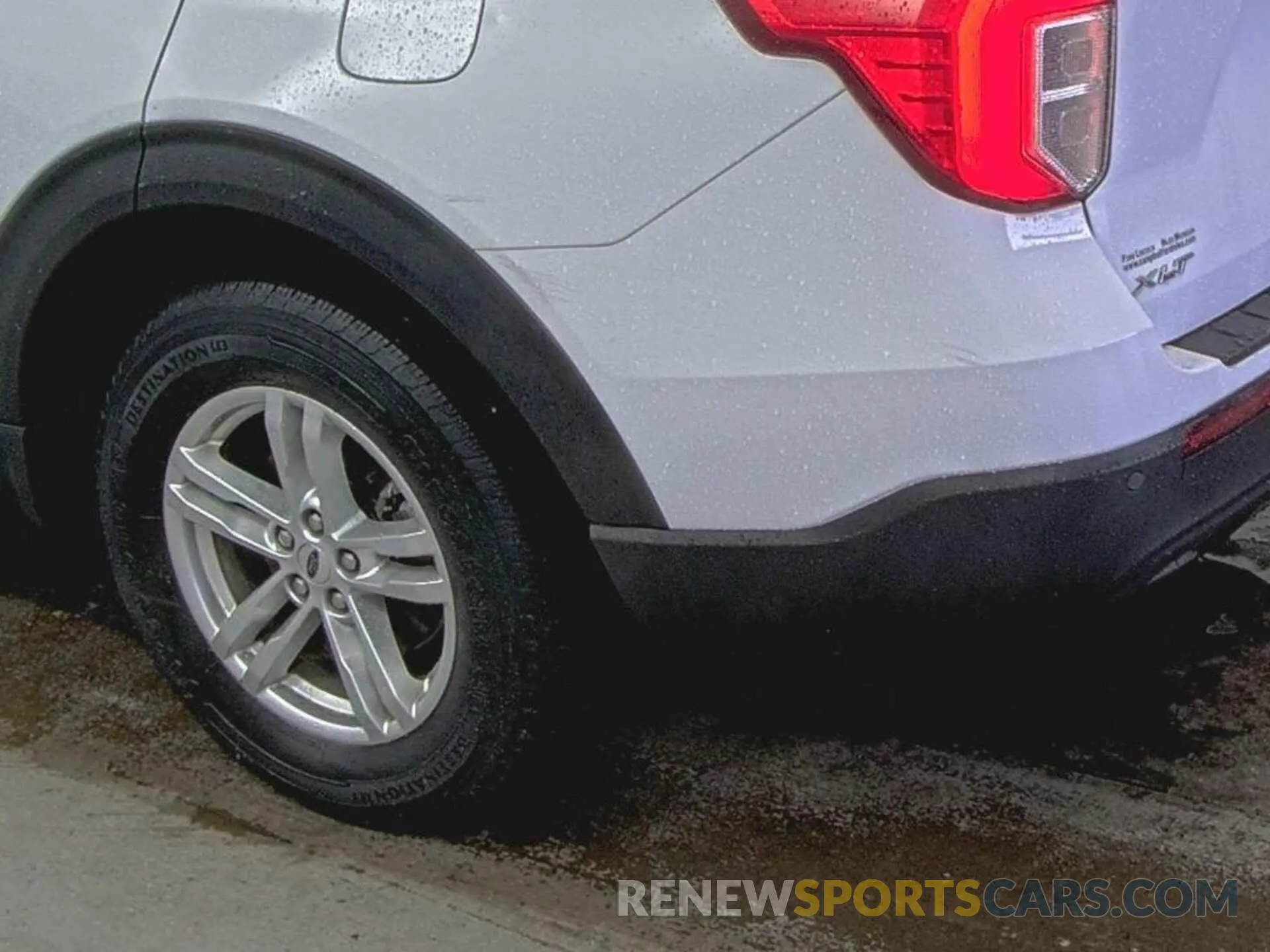 24 Photograph of a damaged car 1FMSK8DH1LGC68290 FORD EXPLORER 2020