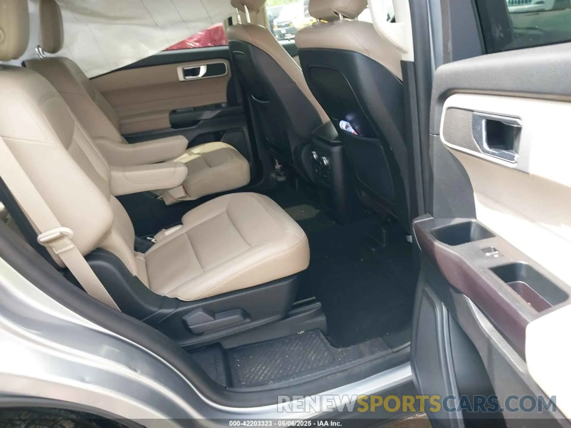 8 Фотография поврежденного автомобиля 1FMSK8DH2LGA42291 FORD EXPLORER 2020
