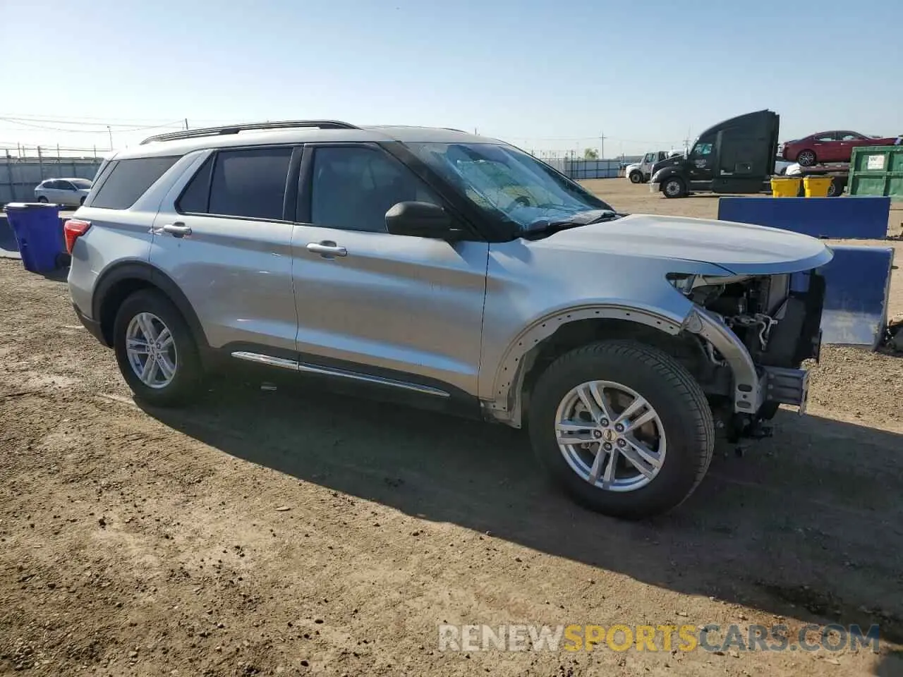4 Фотография поврежденного автомобиля 1FMSK8DH3LGB05530 FORD EXPLORER 2020