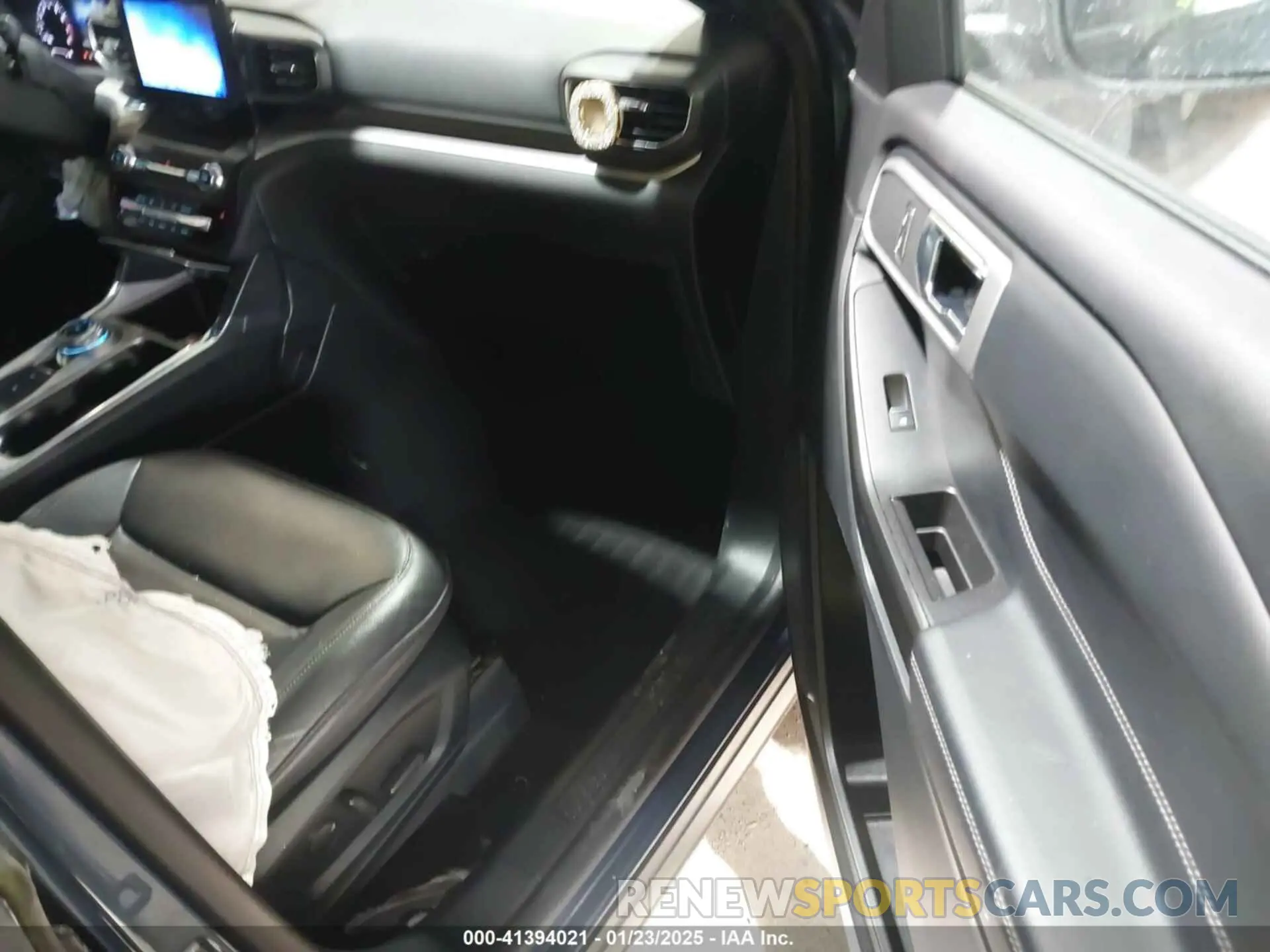 5 Photograph of a damaged car 1FMSK8DH4LGB82620 FORD EXPLORER 2020