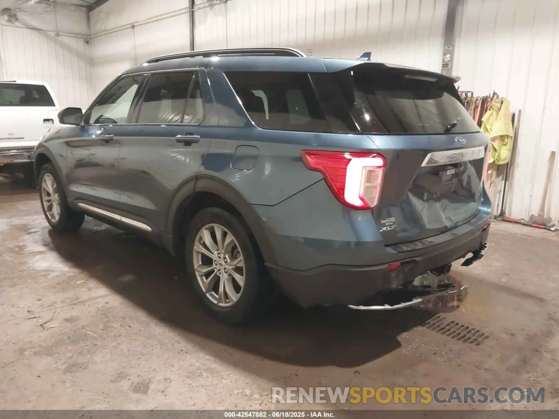 3 Photograph of a damaged car 1FMSK8DH6LGB53670 FORD EXPLORER 2020