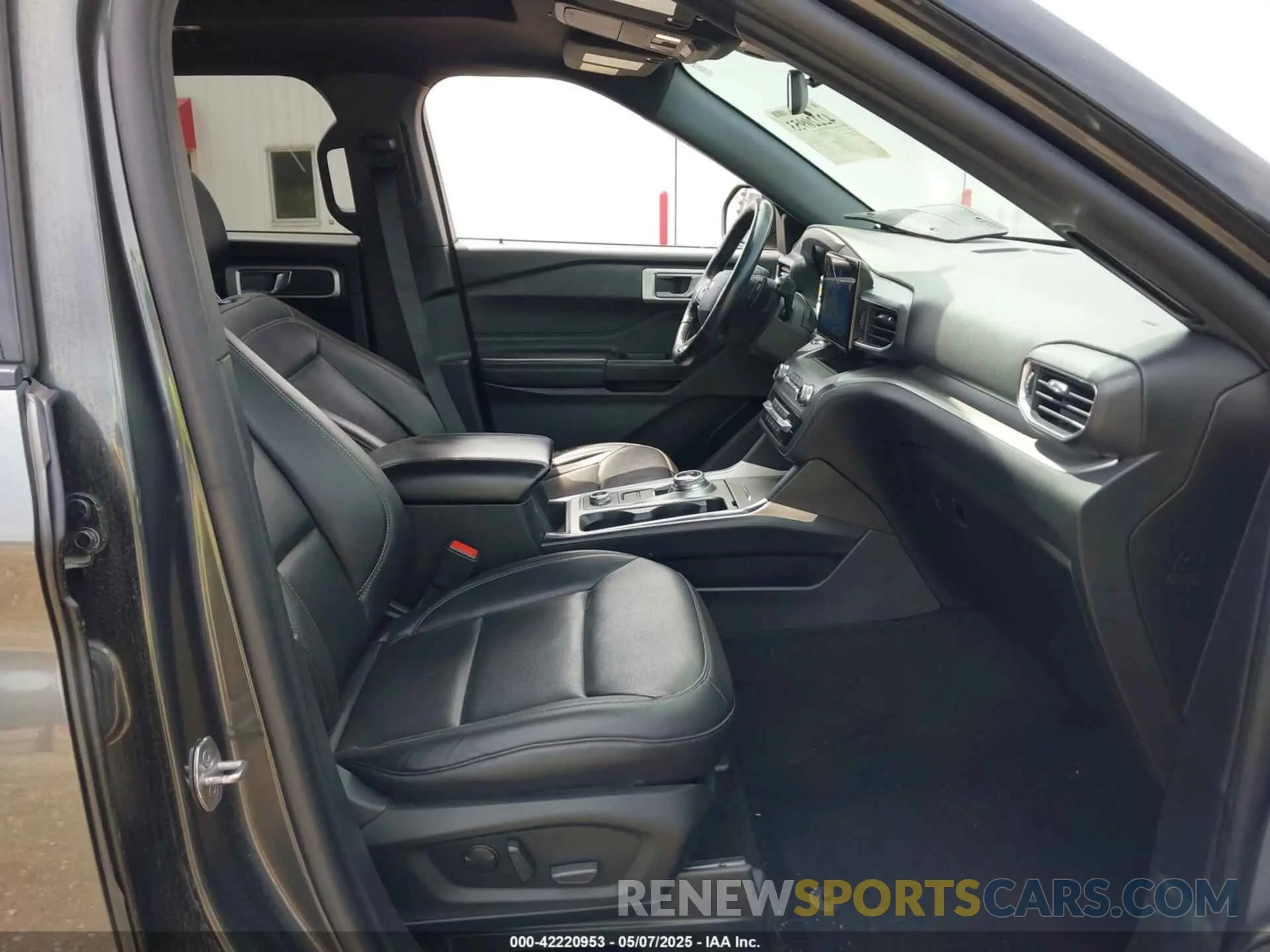 5 Photograph of a damaged car 1FMSK8DH7LGA66912 FORD EXPLORER 2020