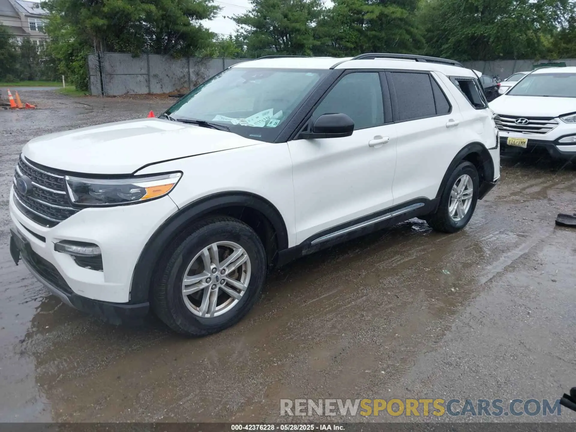 2 Photograph of a damaged car 1FMSK8DH7LGC40445 FORD EXPLORER 2020