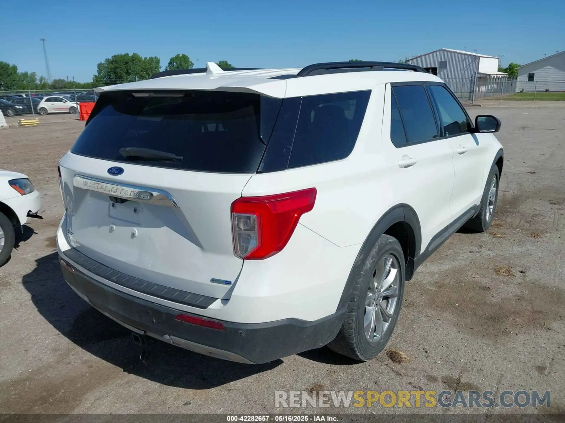 4 Фотография поврежденного автомобиля 1FMSK8DH9LGB05564 FORD EXPLORER 2020