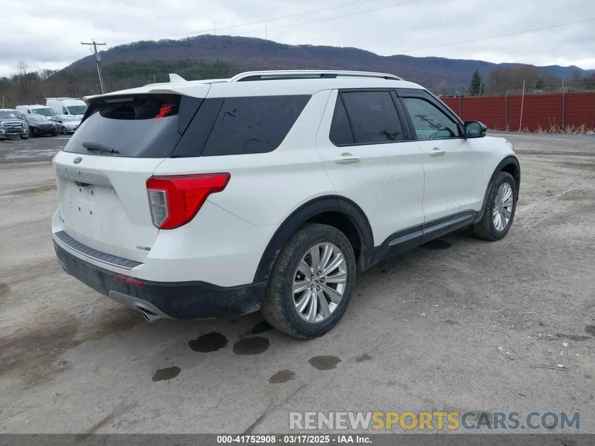 4 Фотография поврежденного автомобиля 1FMSK8FH0LGA09125 FORD EXPLORER 2020