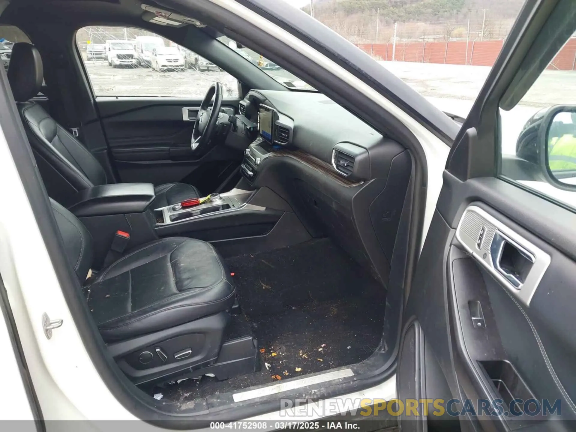 5 Фотография поврежденного автомобиля 1FMSK8FH0LGA09125 FORD EXPLORER 2020