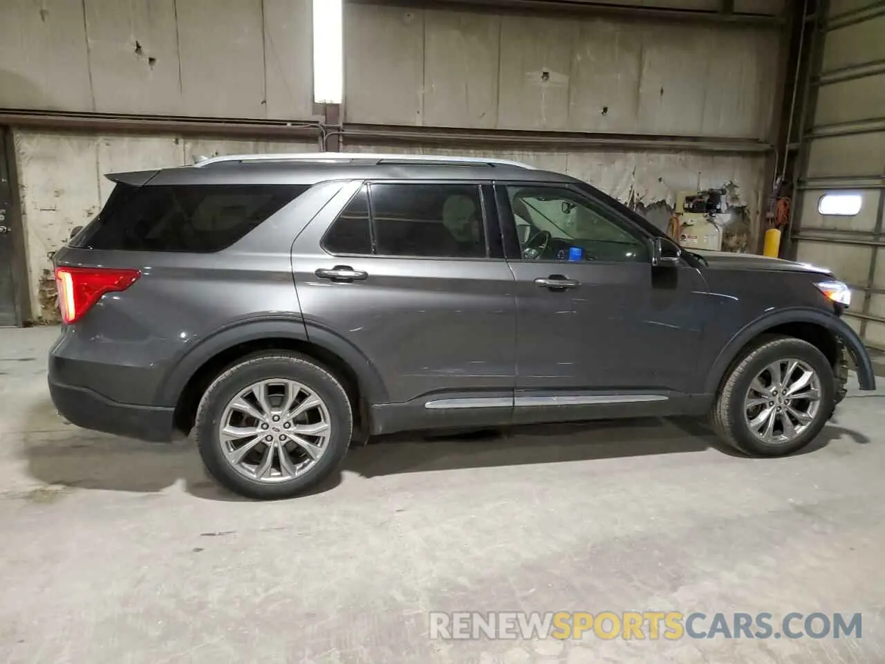 3 Фотография поврежденного автомобиля 1FMSK8FH2LGC03946 FORD EXPLORER 2020