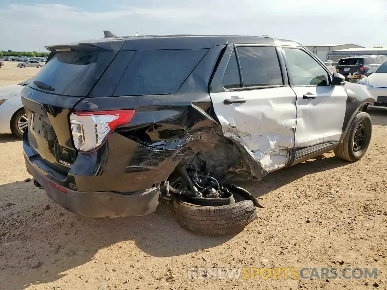 3 Фотография поврежденного автомобиля 1FM5K8AB3MGB99617 FORD EXPLORER 2021