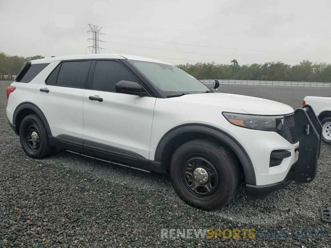 4 Photograph of a damaged car 1FM5K8AB5MGC31371 FORD EXPLORER 2021